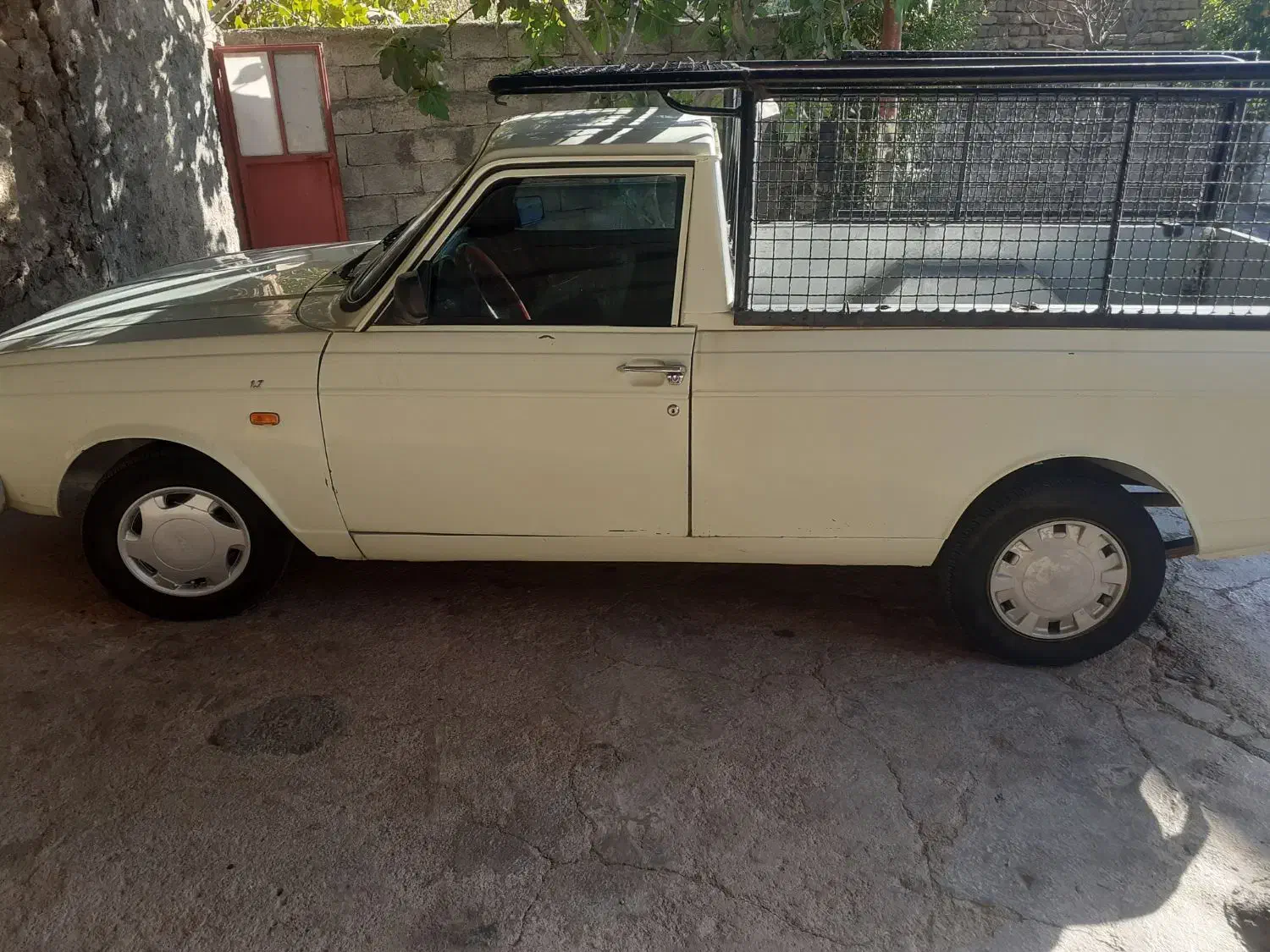 وانت بار درجه مدل ۹۳|خودرو سواری و وانت|خرمآباد, |دیوار