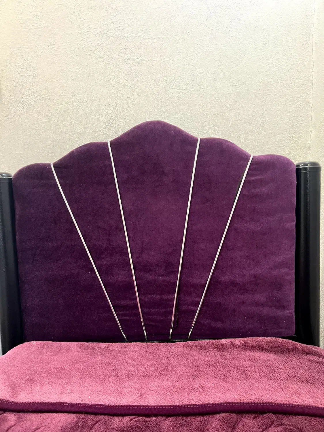 تخت یک نفره|تخت و سرویس خواب|بندر انزلی, شهرک اسحاقی|دیوار