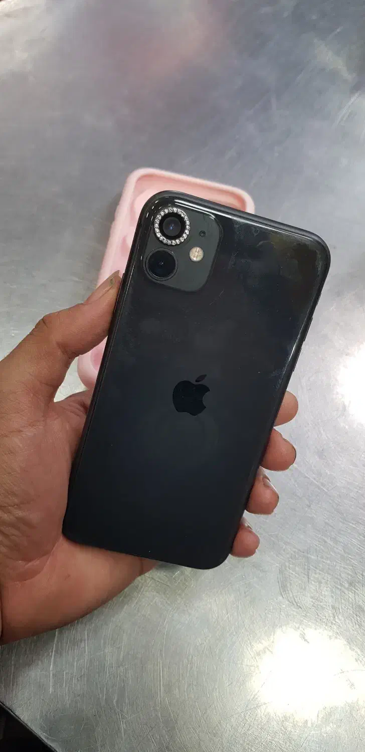 ایفون ۱۱ نرمال۲۵۶g|موبایل|تهران, دکتر هوشیار|دیوار