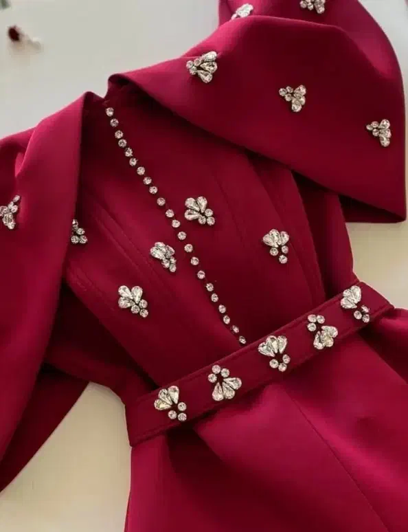 کار سنگ دوزی و منجوق دوزی|لباس|الیگودرز, |دیوار