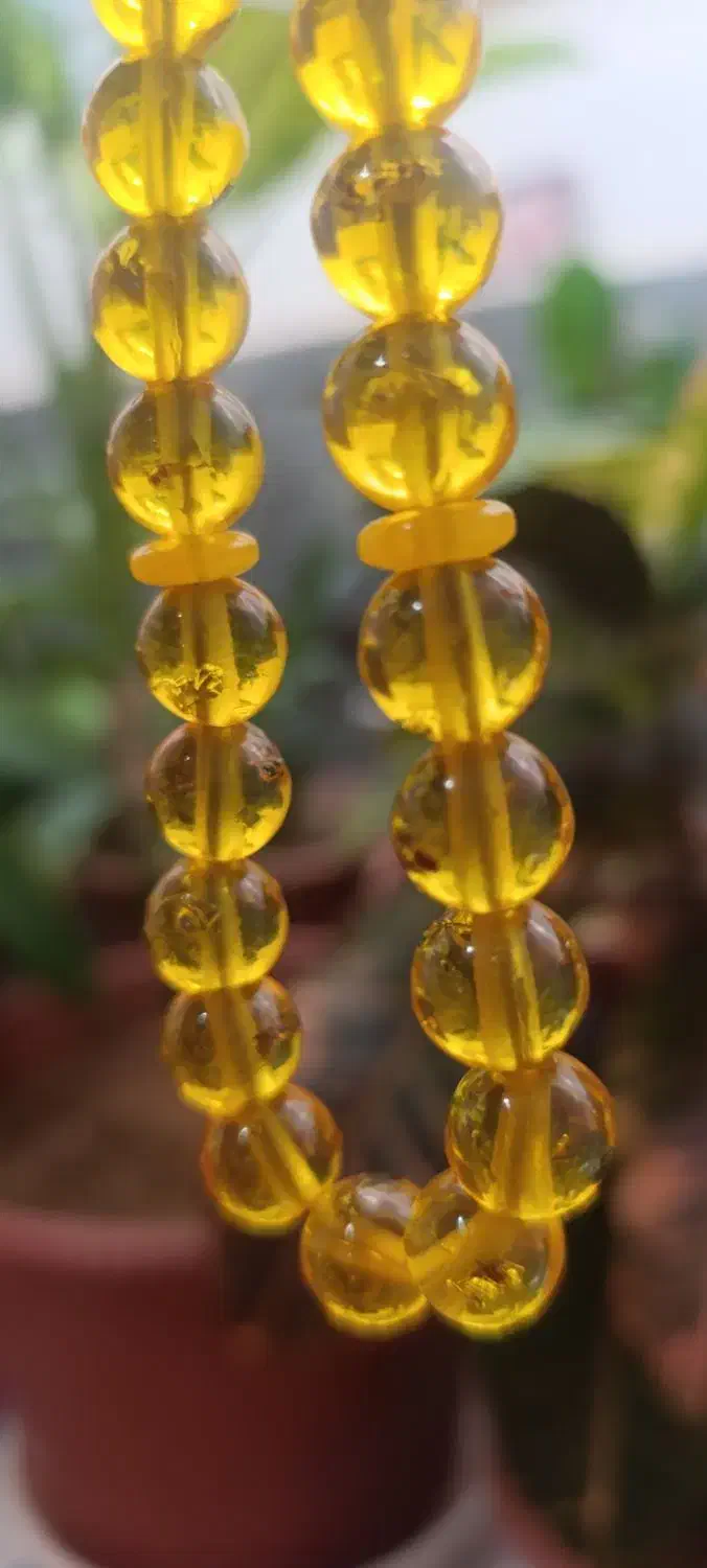 کهربا مورچه دار|کلکسیون اشیاء عتیقه|اردل, |دیوار