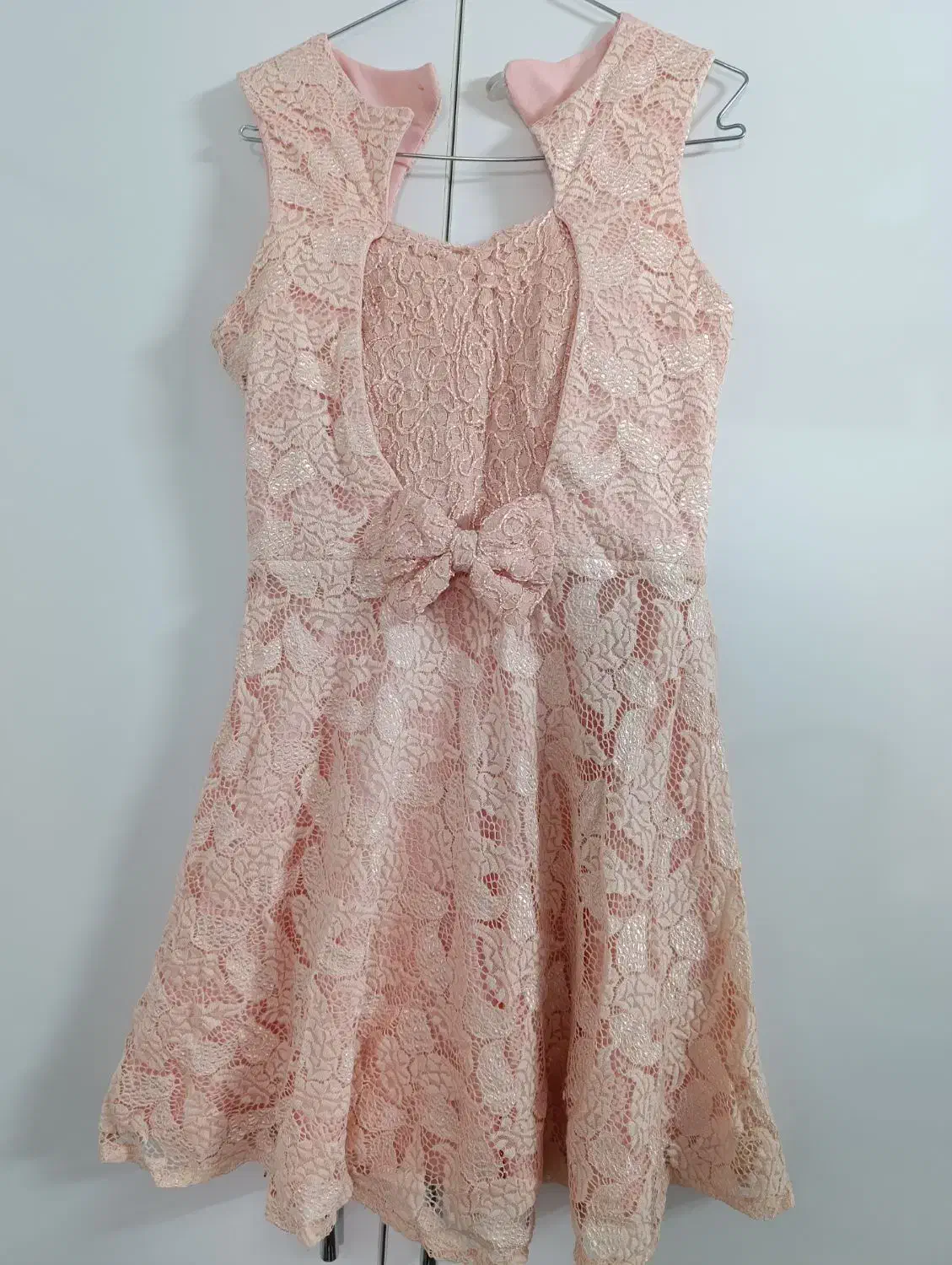 لباس مجلسی|لباس|بروجرد, |دیوار