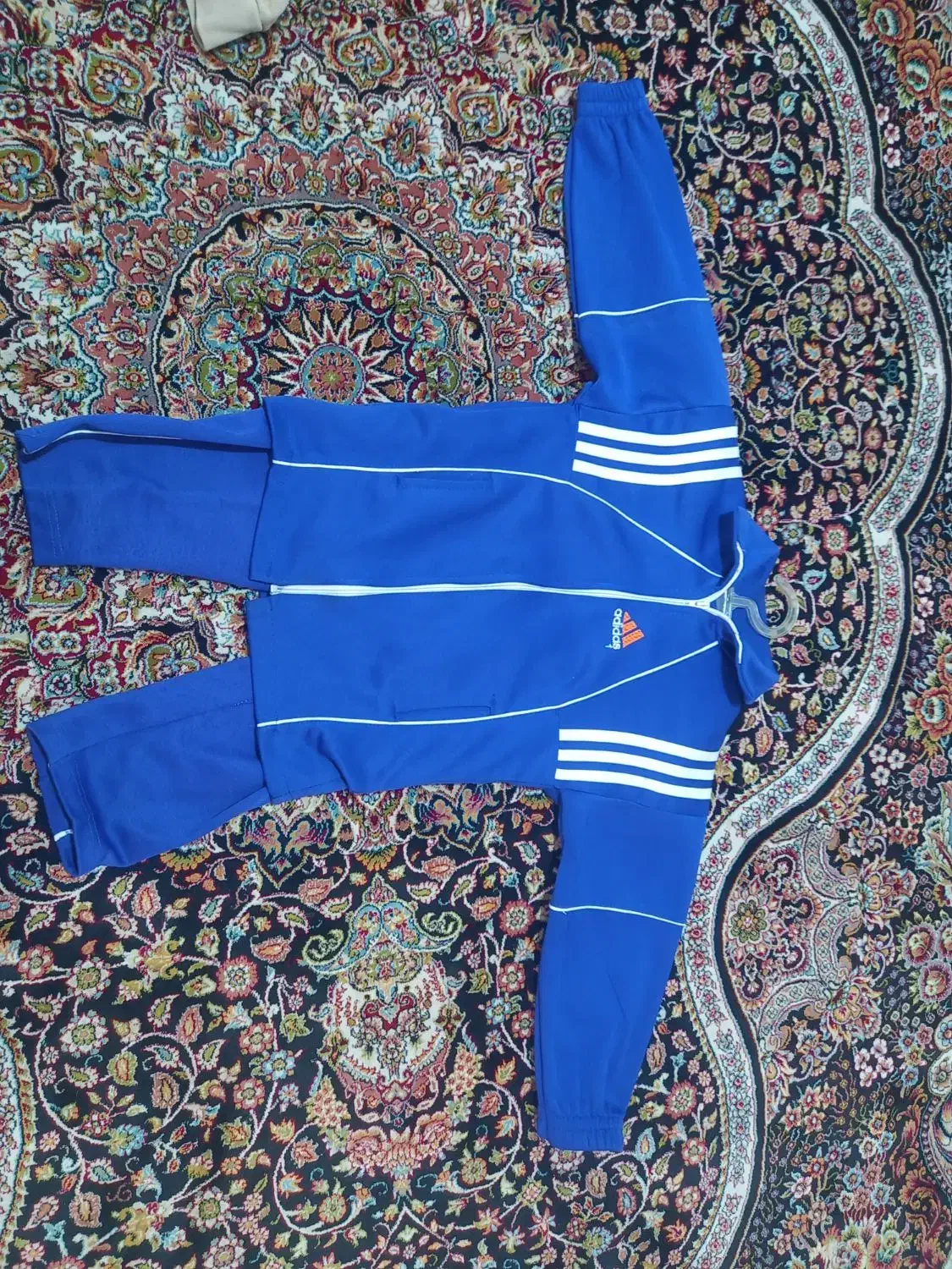 لباس ورزشی ودورس|لباس|هشتگرد, ینگی امام|دیوار