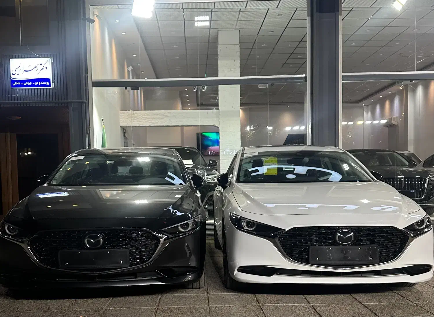 مزدا۳ سفید ،خاکستری ،مشکی نمایندگی ۲۰۲۵|خودرو سواری و وانت|شیراز, قدوسی شرقی|دیوار