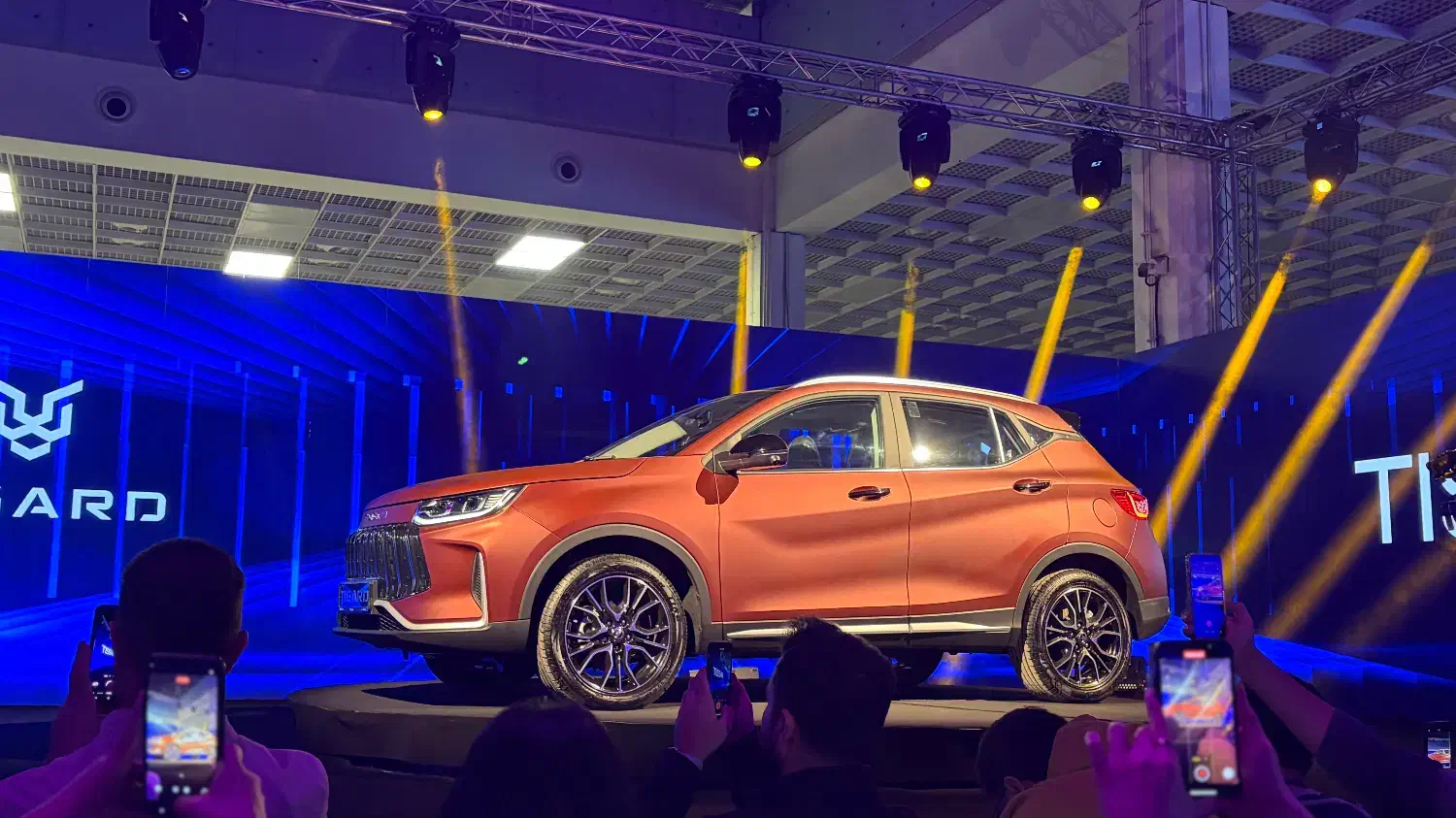 تیسان s05|خودرو سواری و وانت|خرم‌آباد, |دیوار