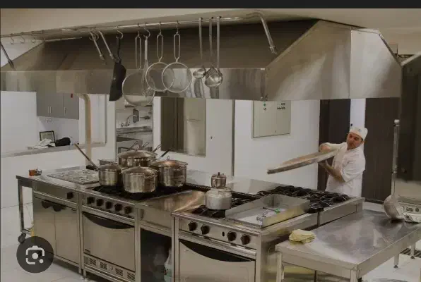 کمک آشپز و کارگر ساده در رستوران|استخدام خدمات فروشگاه و رستوران|خمینی‌شهر, |دیوار