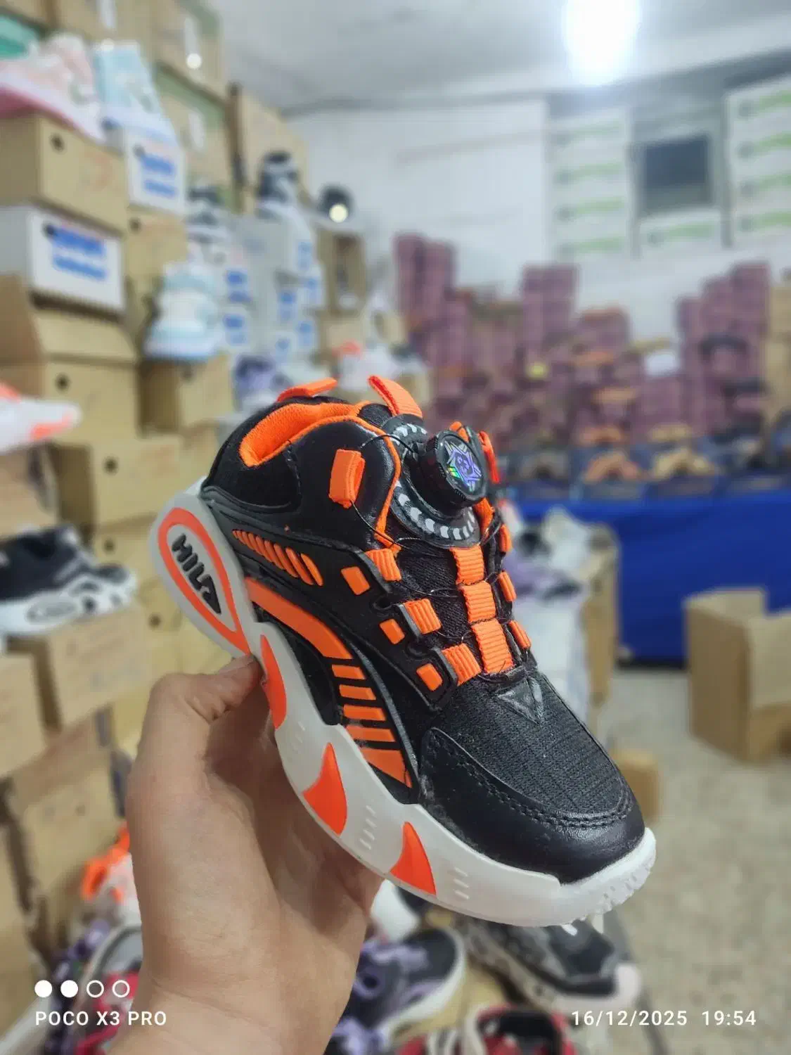 کتانی بچه گانه|کیف، کفش، کمربند|خرم‌آباد, |دیوار