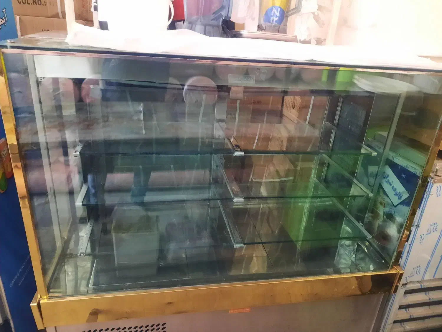 یخچال ویترینی و یخچال فریزر|فروشگاه و مغازه|کهریزک, |دیوار