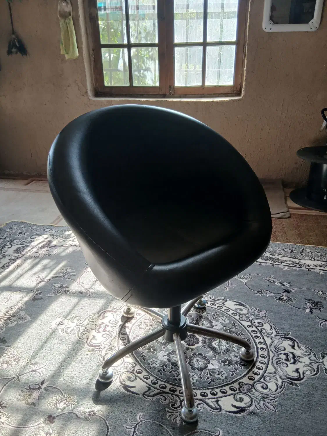 صندلی جَک دار|دفتر کار|گرگان, |دیوار