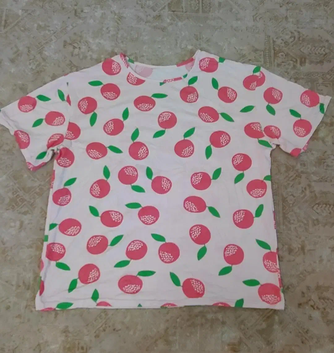 لباس|لباس|قدس, شهر‌قدس|دیوار