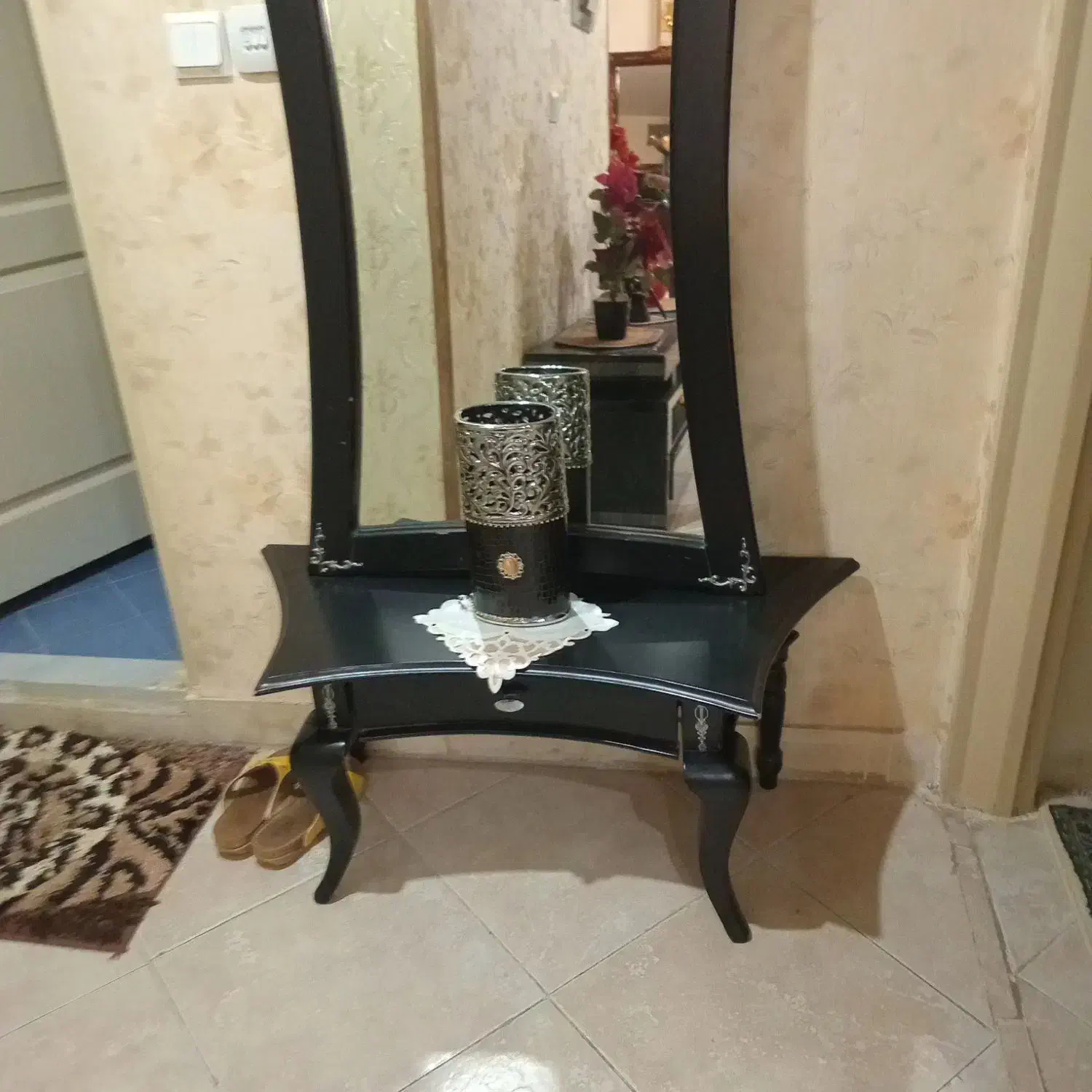 آینه و کنسول|بوفه، ویترین، کنسول|هشتگرد, فاز ۳ مهستان|دیوار