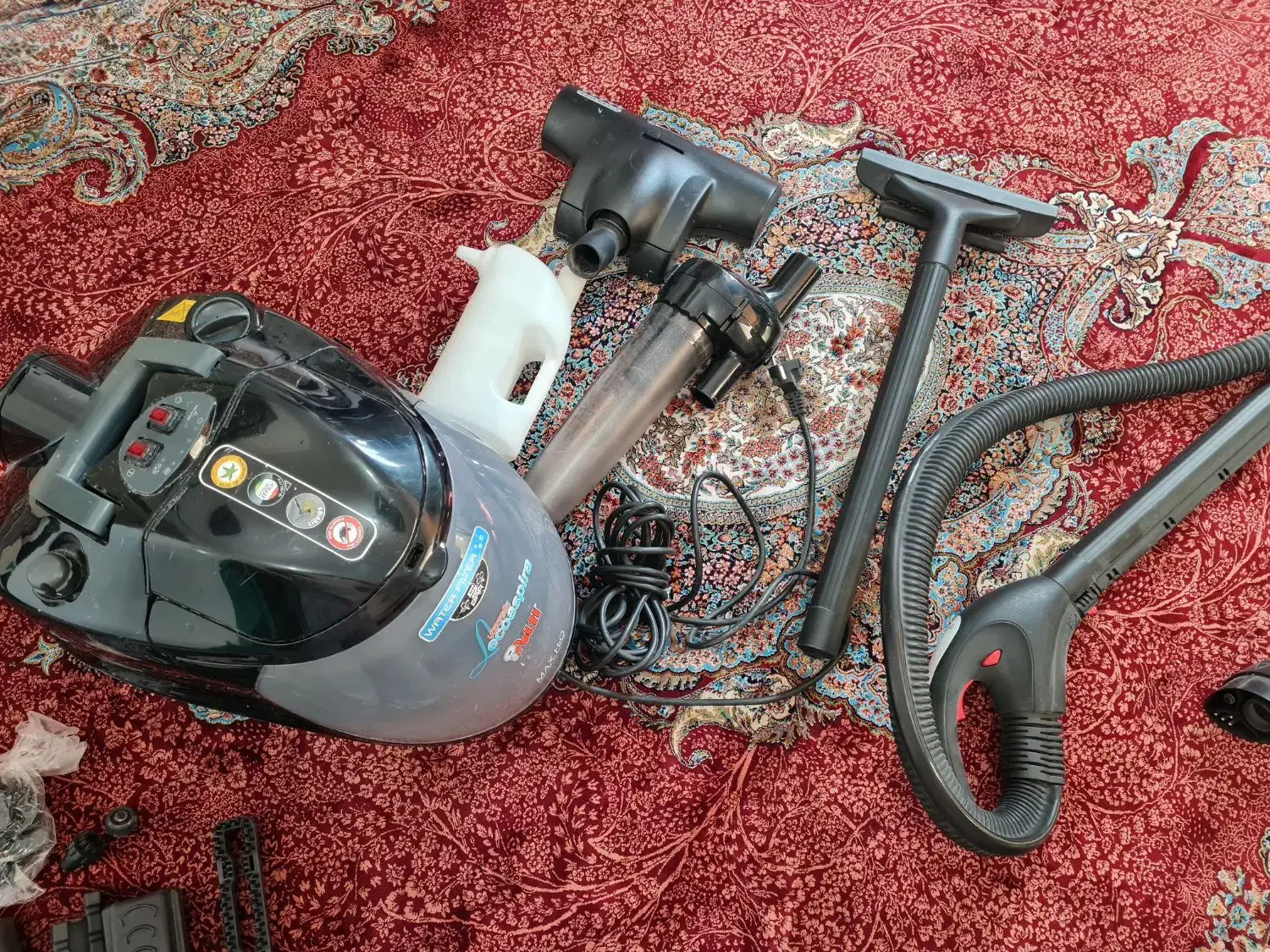 جاروبرقی بخارشوی آبی چندکاره  ایتالیایی|جاروبرقی، جارو شارژی، بخارشو|تهران, پاسداران|دیوار