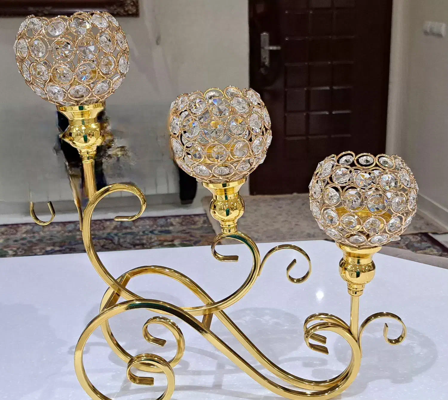 دکوری طلایی|چراغ خواب و آباژور|ری, هاشم‌آباد|دیوار