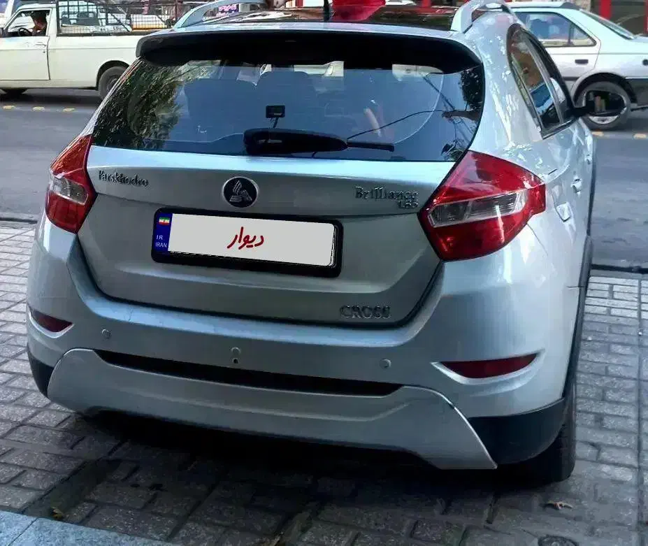 برلیانس کراس ۱۶۵۰، مدل ۹۷ بی رنگ|خودرو سواری و وانت|کرج, باغستان|دیوار