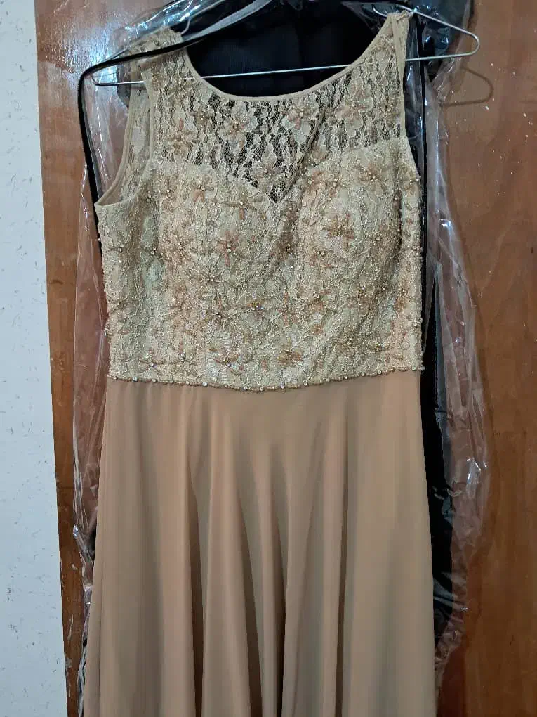 فروش لباس مجلسی در حدنو|لباس|شهرکرد, |دیوار