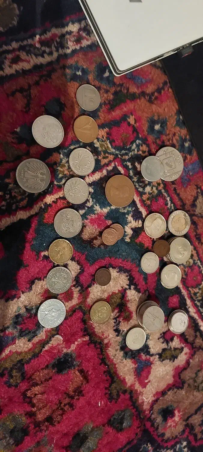 یکجا  سکه  مختلف|کلکسیون سکه، تمبر، اسکناس|میانه, |دیوار