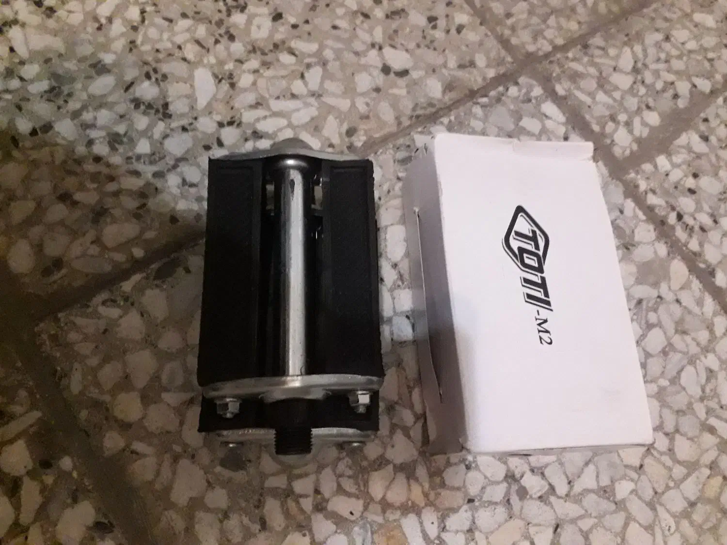 لوازم و وسایل دوچرخه چینی ۲۸ قدیمی|دوچرخه، اسکیت، اسکوتر|اصفهان, جلالیه|دیوار