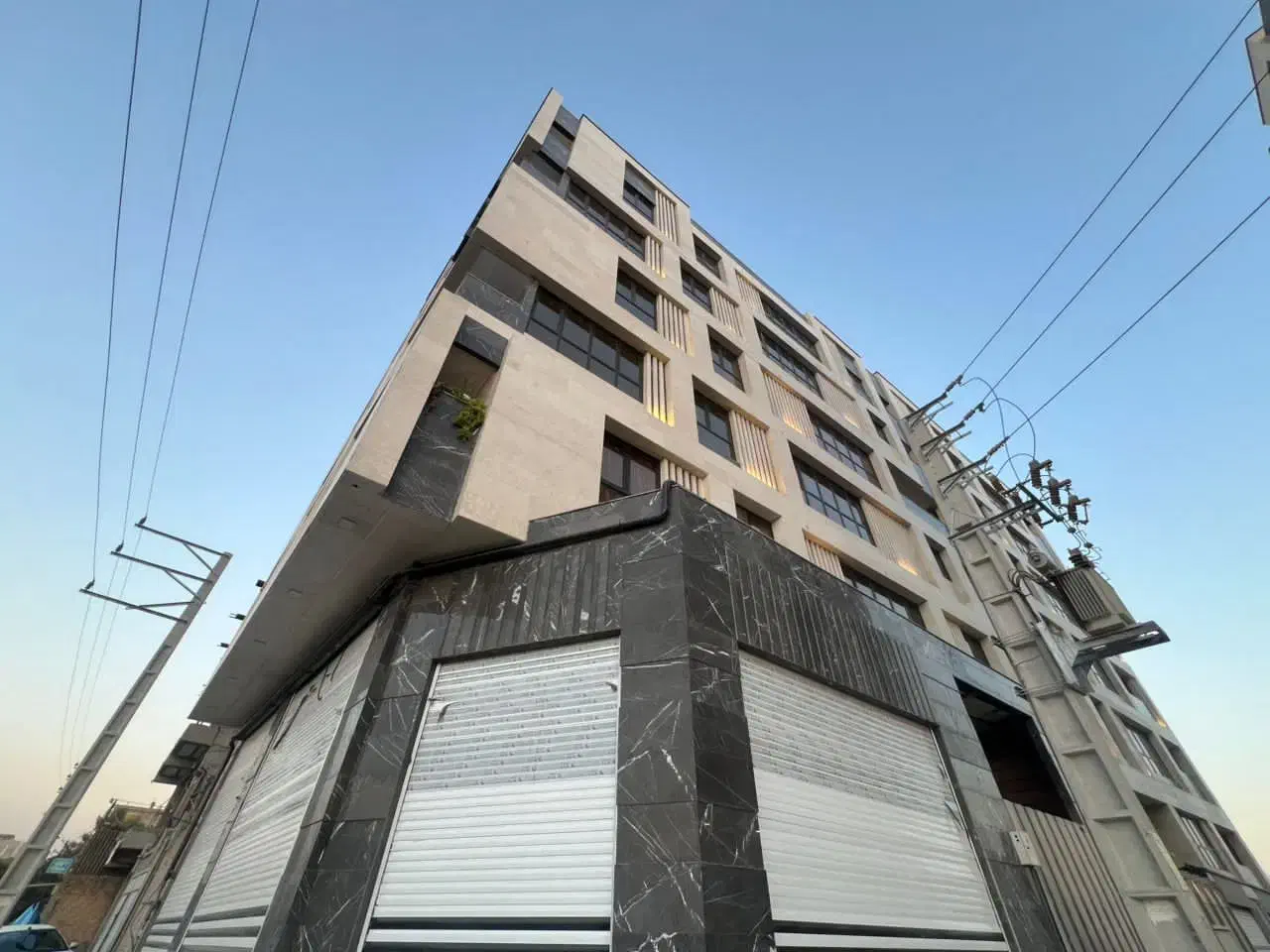 آپارتمان ۱۳۵ متری لوکس نوساز و کلید نخورده|فروش آپارتمان|ری, شهید بهشتی|دیوار