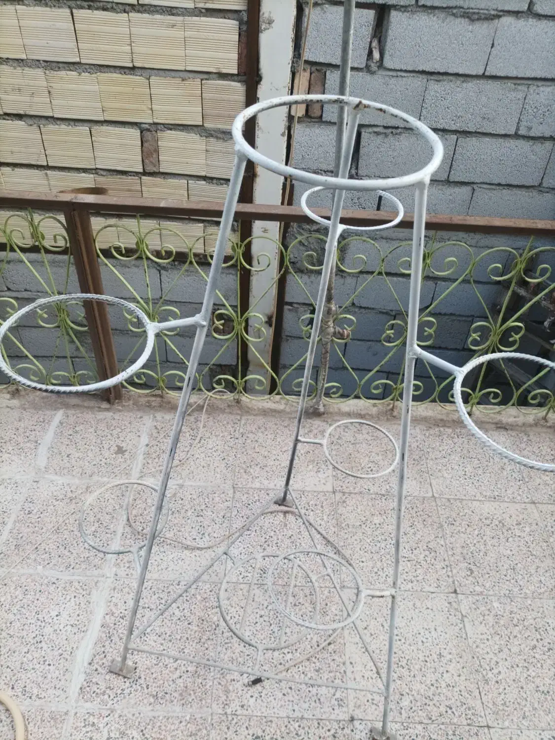 استند گل فلزی|صنایع دستی و سایر لوازم تزئینی|خوی, |دیوار