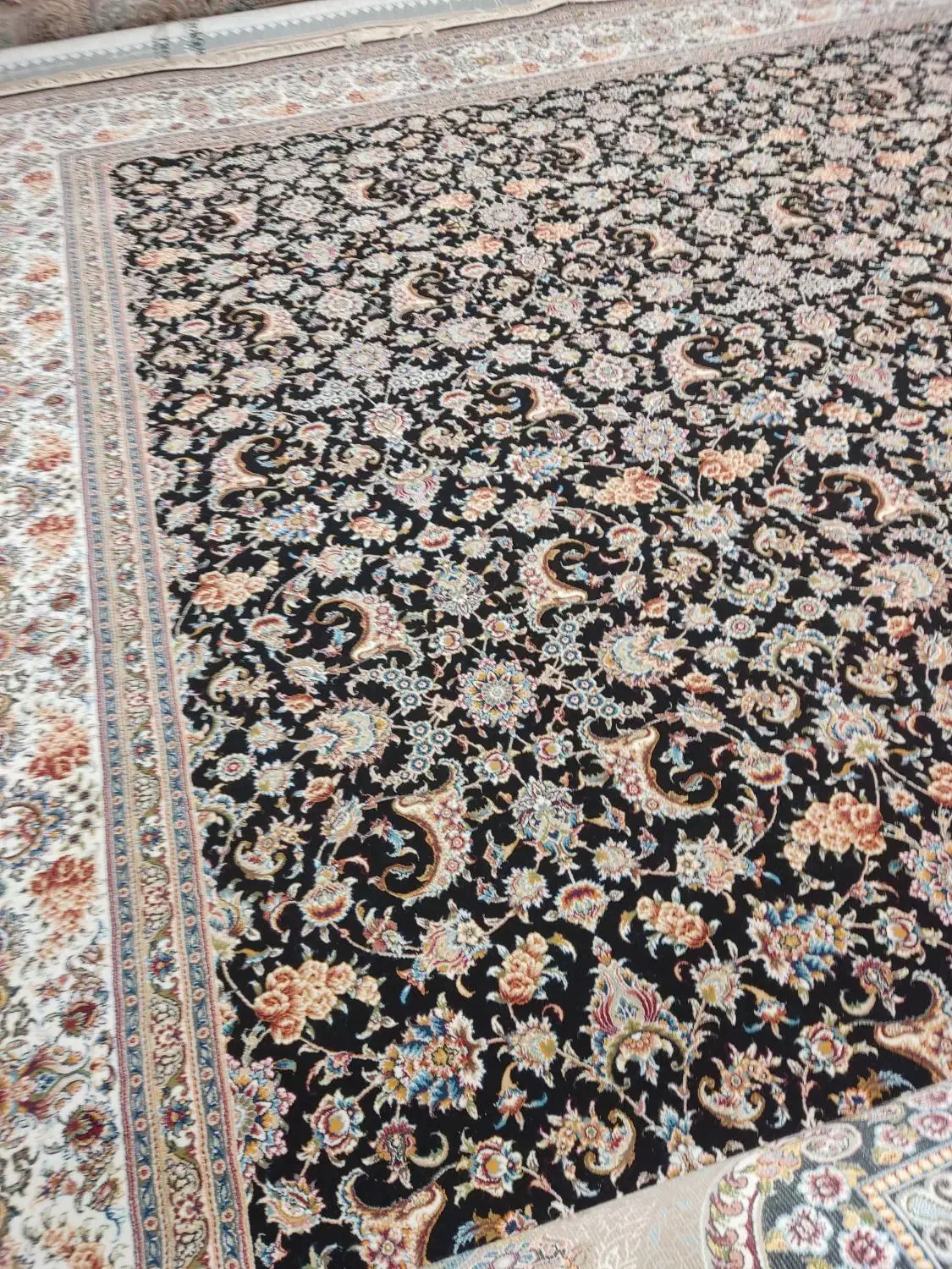 ۲ تخته  ۱۲ متری ۱۰۰۰ شانه افشان سورمه ا|فرش|اصفهان, برزان|دیوار