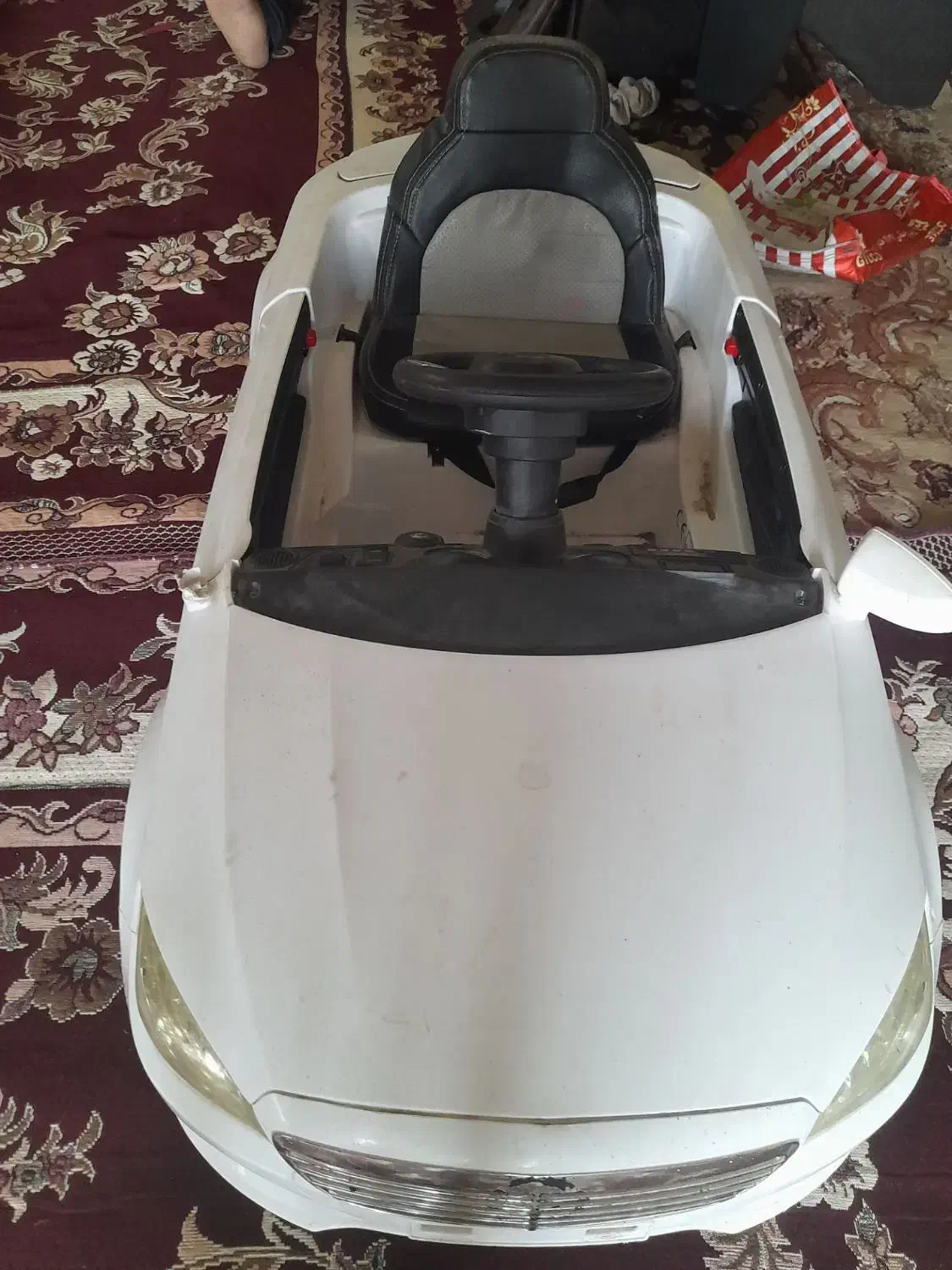 ماشین شارژی|اسباب‌بازی بچه|تربت‌حیدریه, پائین ولایت|دیوار