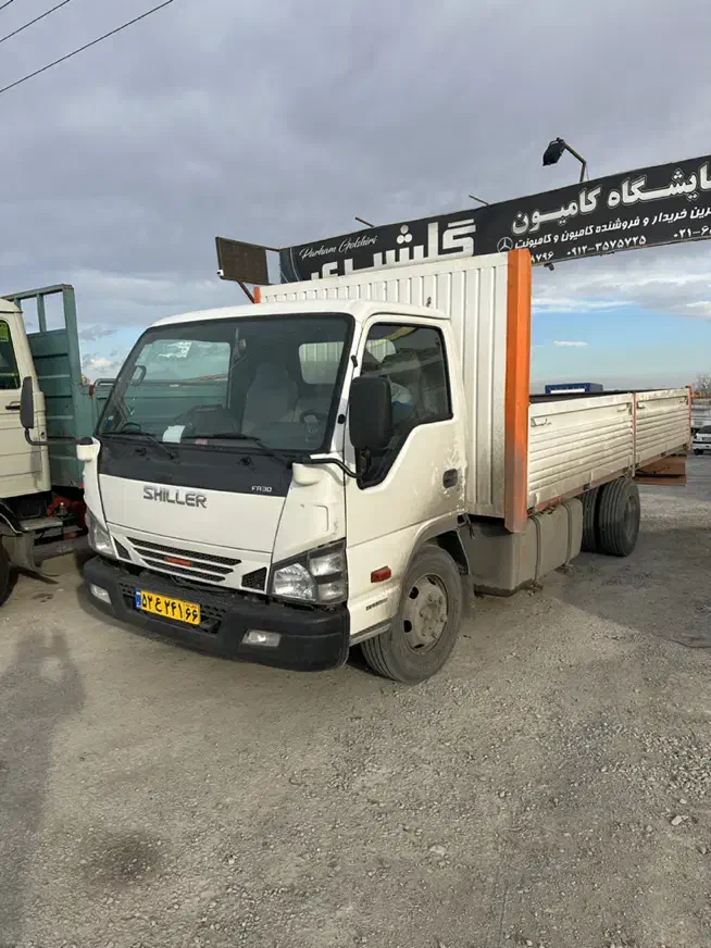 شیلر|خودرو سنگین|شهریار, فرارت|دیوار