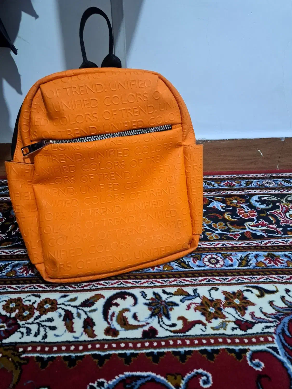 کیف کفش|کیف، کفش، کمربند|نهاوند, |دیوار