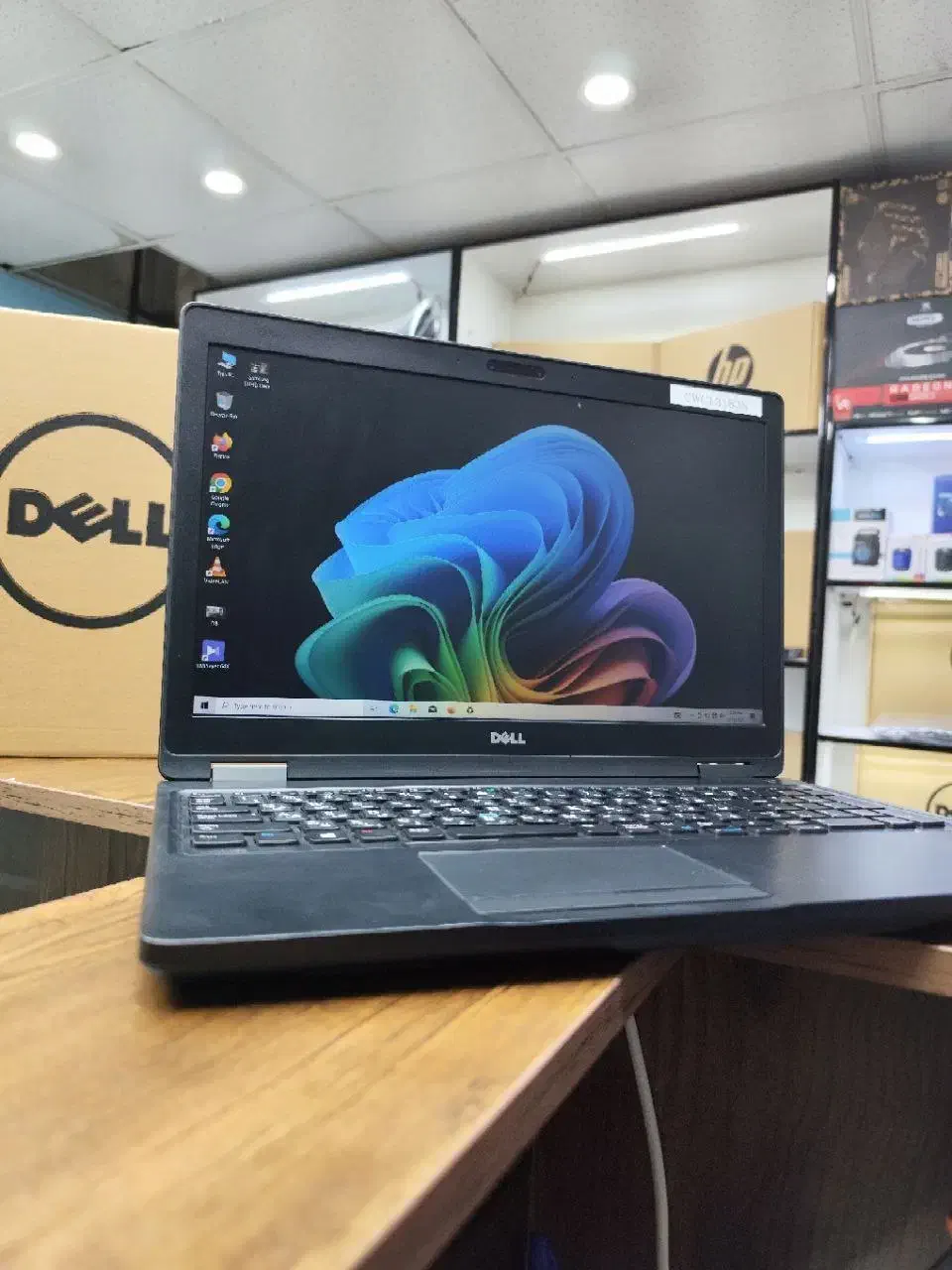 لپ تاپ DELL مدل 5580|رایانه همراه|بهارستان, |دیوار
