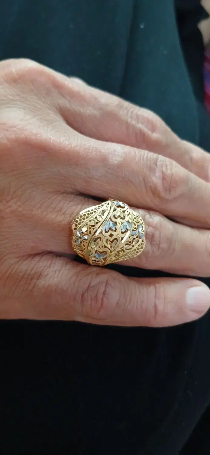 طلا//انگشتر نو|جواهرات|نهاوند, |دیوار