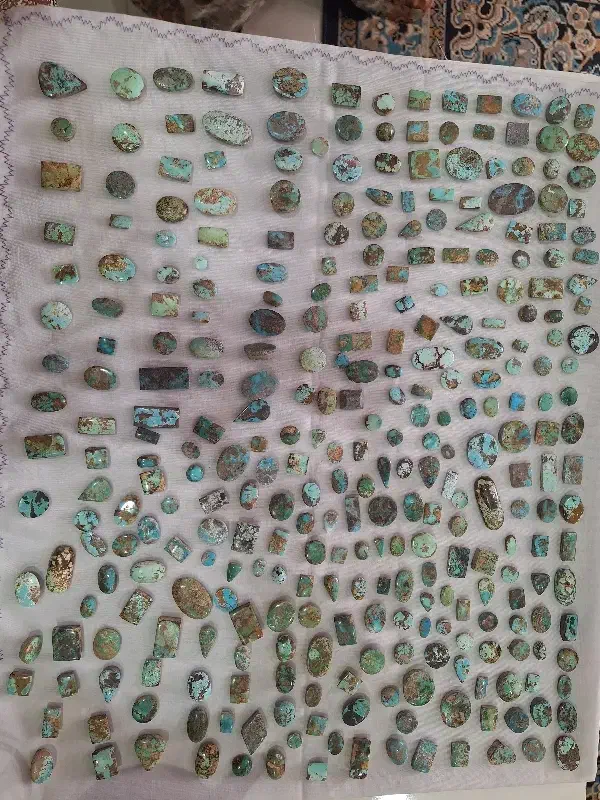 فیروزه نیشابوری|جواهرات|نیشابور, دارایی|دیوار