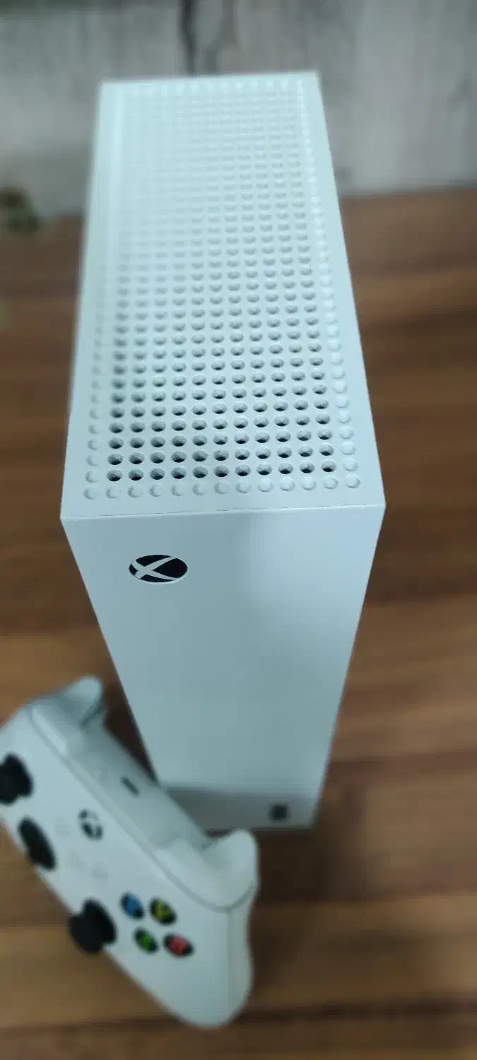 ایکس باکس سری اس یک دسته        Xbox series s|کنسول، بازی ویدئویی و آنلاین|مشهد, حجاب (شهرک غرب)|دیوار