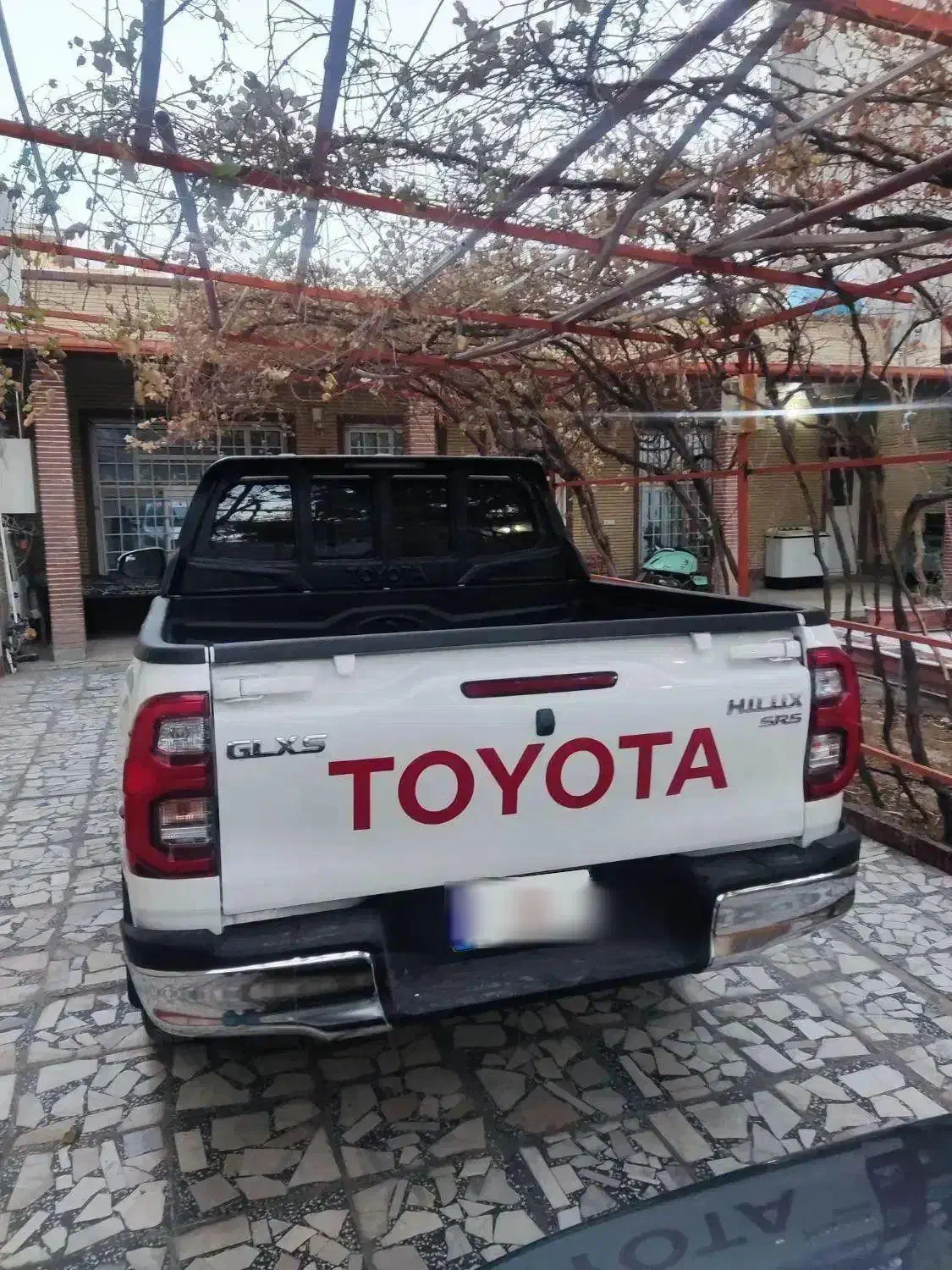 هایلوکس 2025 اوتومات فوول عمان|خودرو سواری و وانت|زاهدان, |دیوار