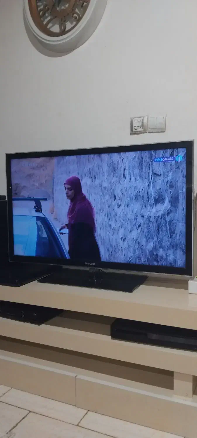 ال ای دی ۴۰ اینچ سامسونگ|تلویزیون و پروژکتور|اندیشه, اندیشه فاز ۱|دیوار