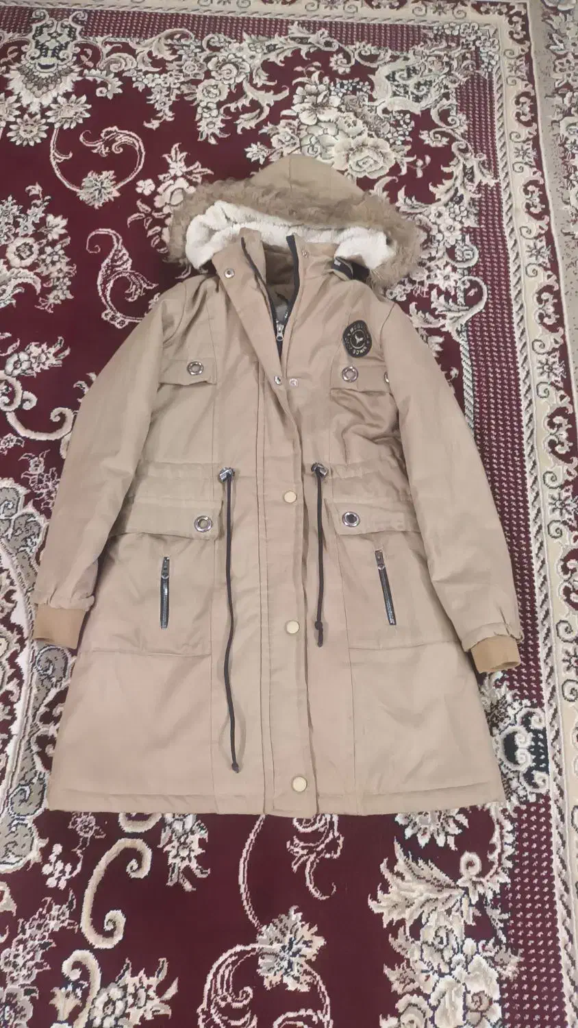 پالتو|لباس|کاشان, کارگر|دیوار