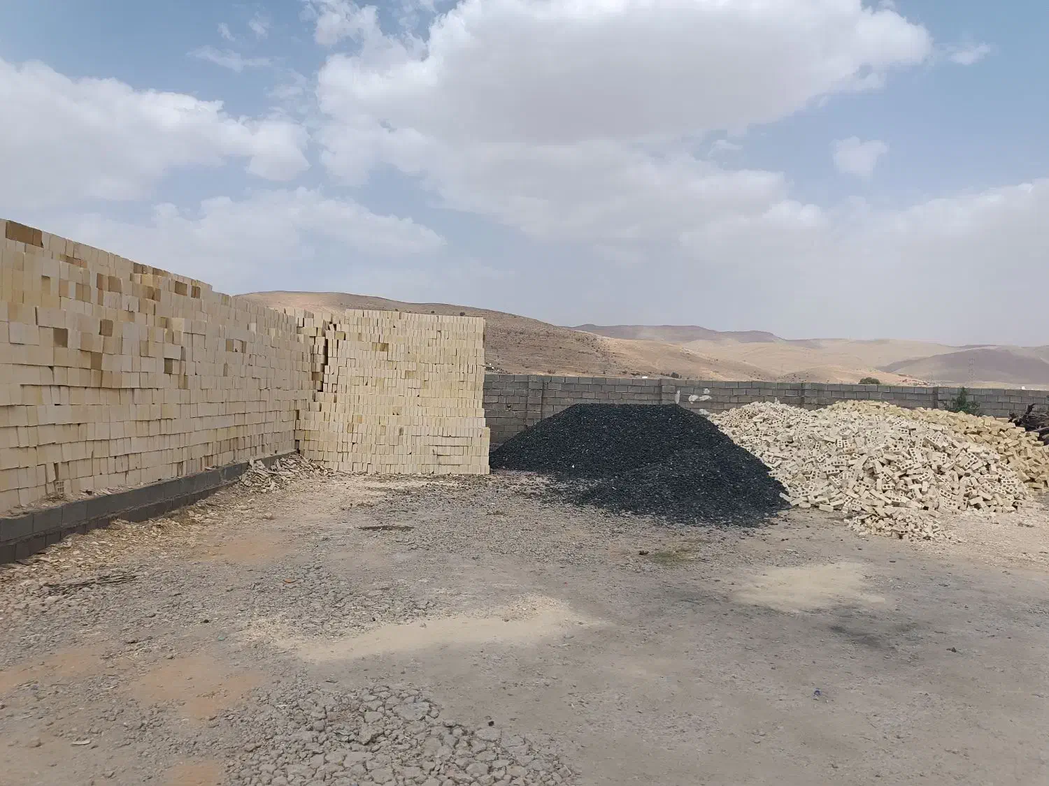 فروش عمده و خرده انواع مصالح ساختمانی|مصالح و تجهیزات ساختمان|شیراز, حومه شیراز|دیوار