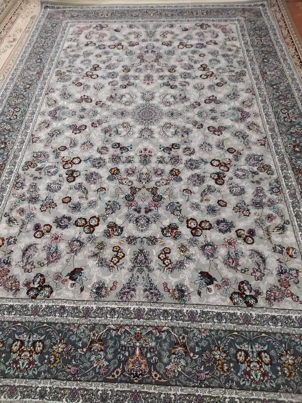 فرش ۹ متری نو|فرش|قرچک, میرزائی جنوبی|دیوار