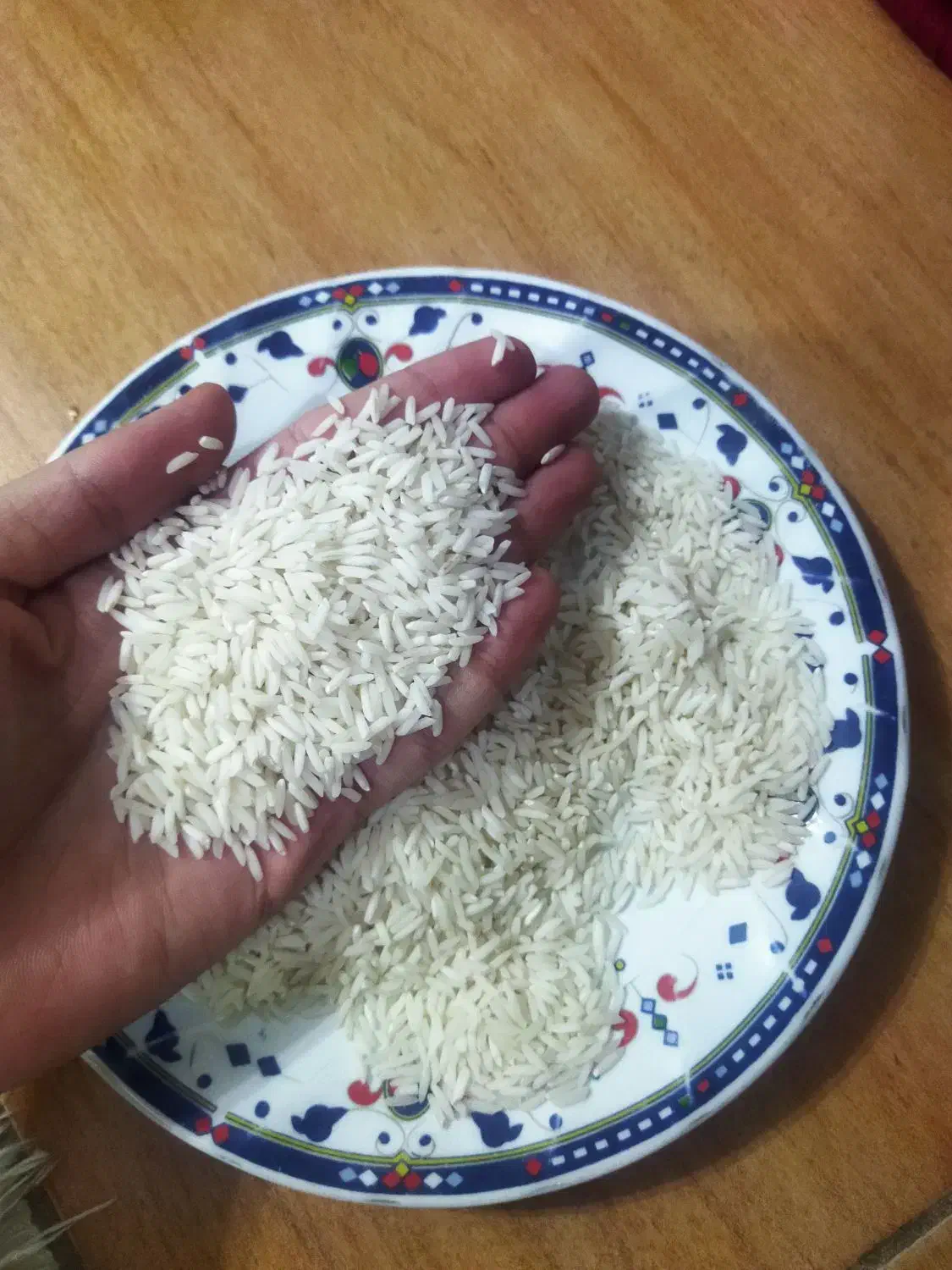 برنج هاشمی|خوردنی و آشامیدنی|رشت, جانبازان|دیوار