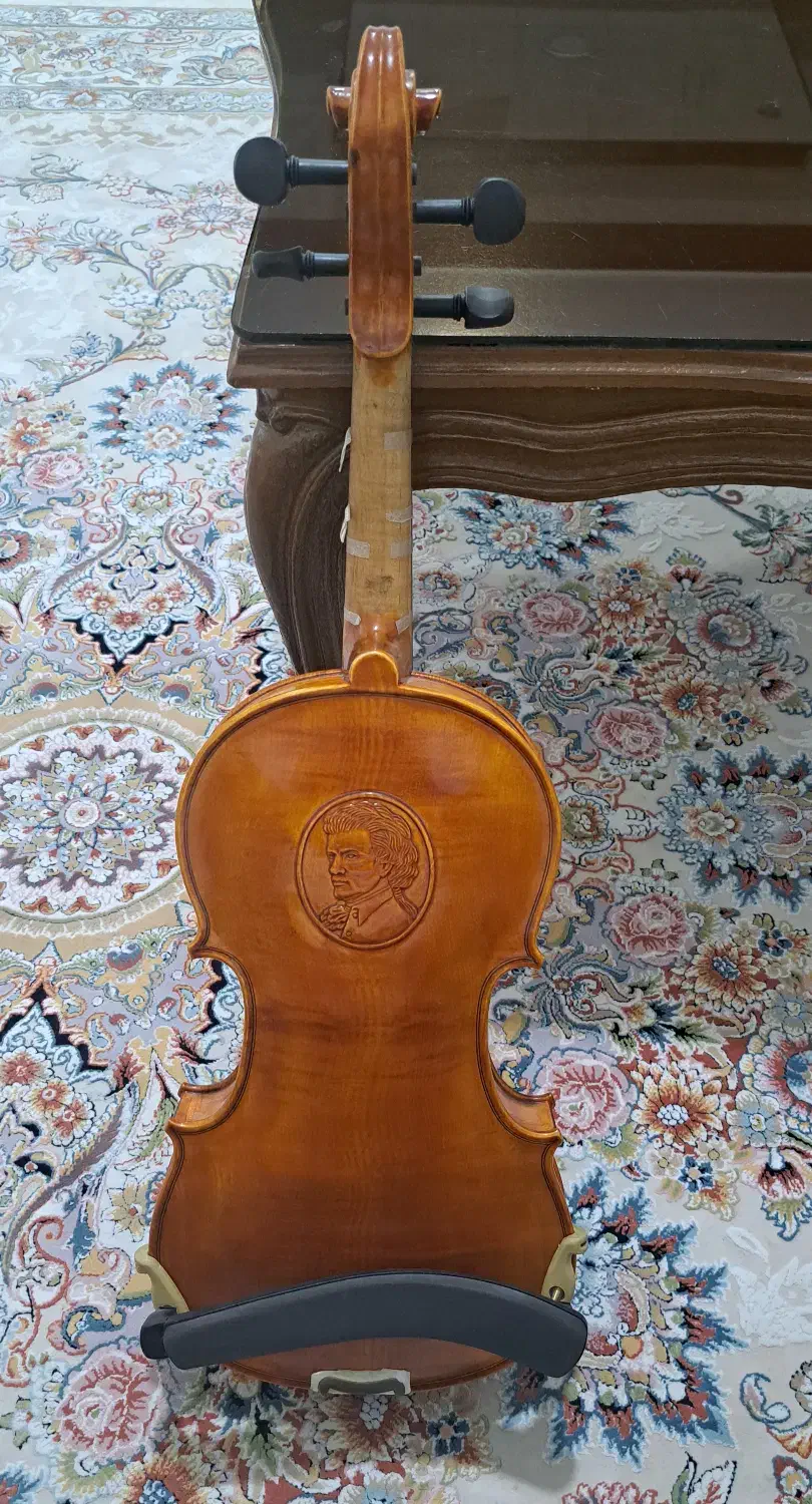 ویلون|ویولن|دورود, |دیوار