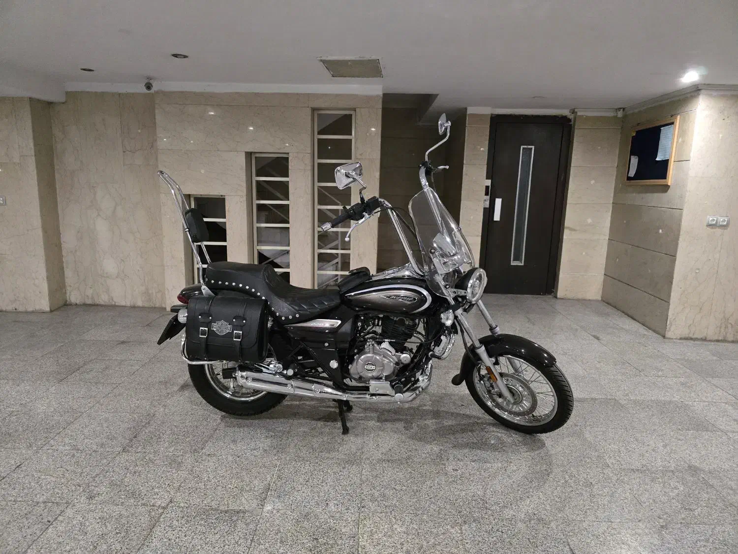 اونجر ۲۲۰ avenger|موتورسیکلت|تهران, زرکش|دیوار