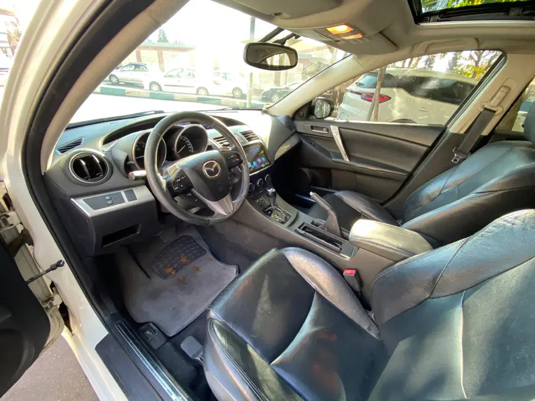 مزدا ۳/ تیپ ۴ / mazda 3 مدل ۱۳۹۶|خودرو سواری و وانت|تهران, اختیاریه|دیوار