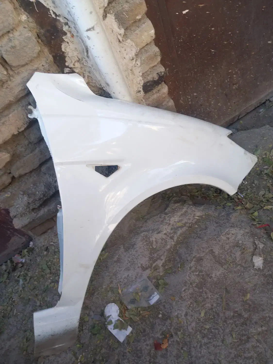 گلگیر ساینا درصندوق عقب ساینا درشاگرد راننده ساینا|خودرو سواری و وانت|کرمانشاه, |دیوار