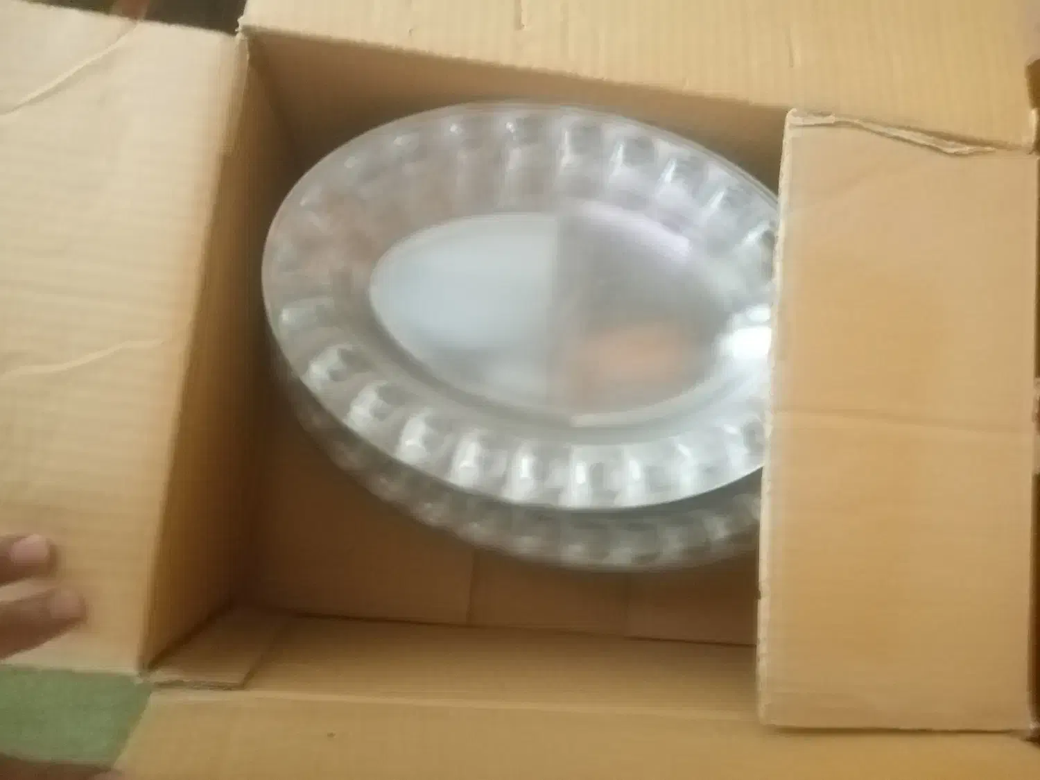 18 عدد دیس کوچک و بزرگ شیشه ای 2600000تومن|ظروف سرو و پذیرایی|شهرضا, |دیوار