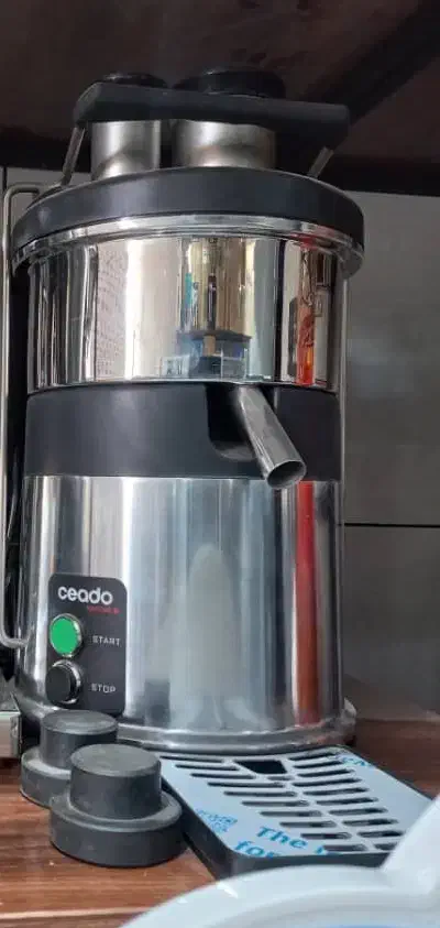 آب میوه گیری آی تک و سیدو|آبمیوه‌گیر و آب‌مرکبات‌گیر|ساری, |دیوار