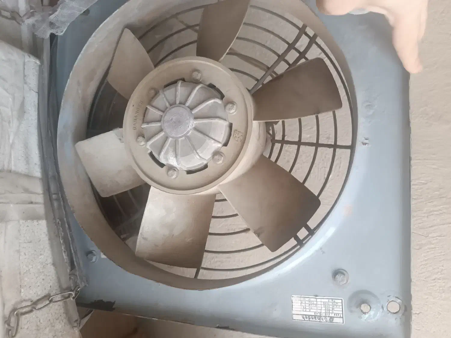 هواکش دمنده|پنکه و تصفیه‌کنندهٔ هوا|تبریز, |دیوار