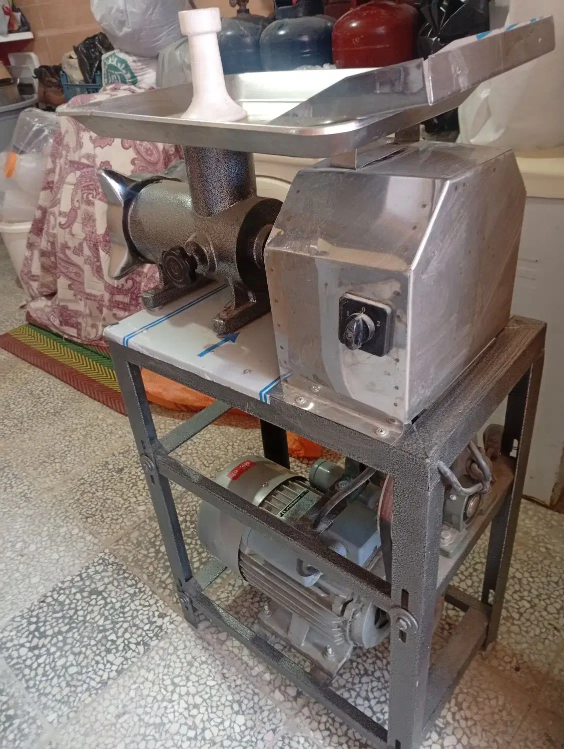 چرخ گوشت تسمهای 32|فروشگاه و مغازه|گلپایگان, |دیوار