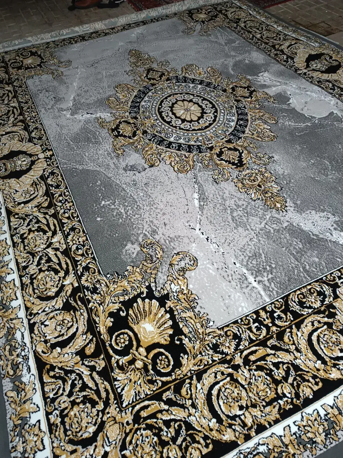 ۲تخته فرش۱۲متری۷۰۰شانه تراکم۲۱۰۰چهارتاهم دارم نونو|فرش|گناباد, |دیوار