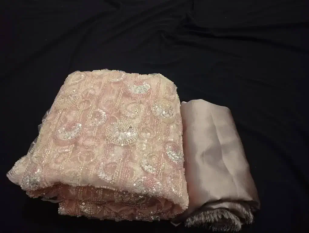 تورمولتی کالر همراه آستر|لباس|هیرمند, |دیوار