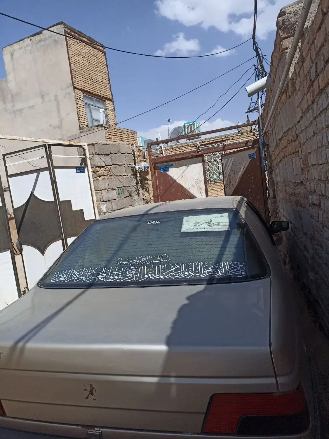 روا سال ۱۳۸۹دوگانه کارخانه|خودرو سواری و وانت|تربت جام, شهرک آزادگان|دیوار