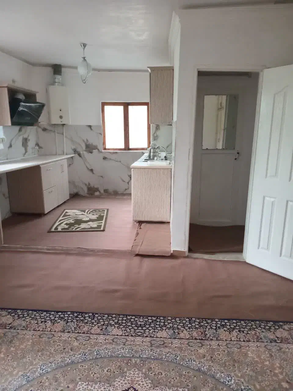 اجاره روزانه الان آماده پذیرایی|اجارهٔ کوتاه‌مدت آپارتمان و سوئیت|رشت, کوی فکوری|دیوار