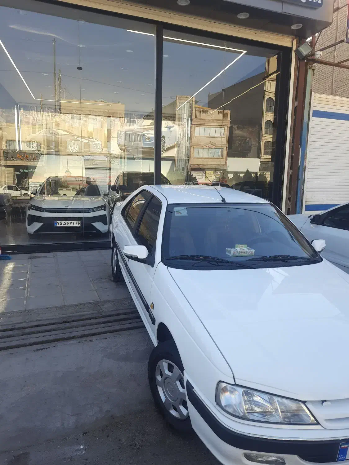 پارس سال ۱۴۰۰|خودرو سواری و وانت|قم, باغ شریفی|دیوار